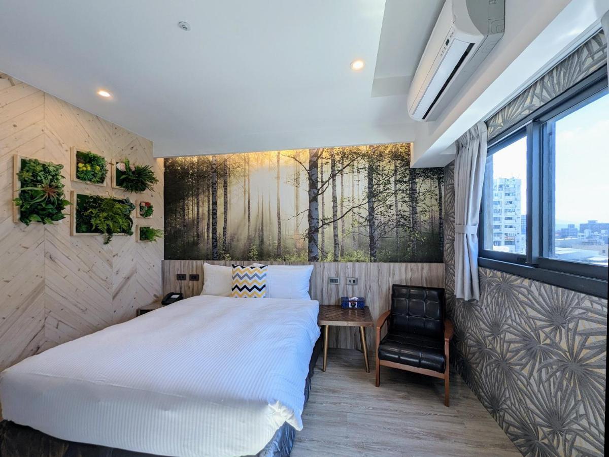 K Hotel - Yizhong Taichung Exterior photo