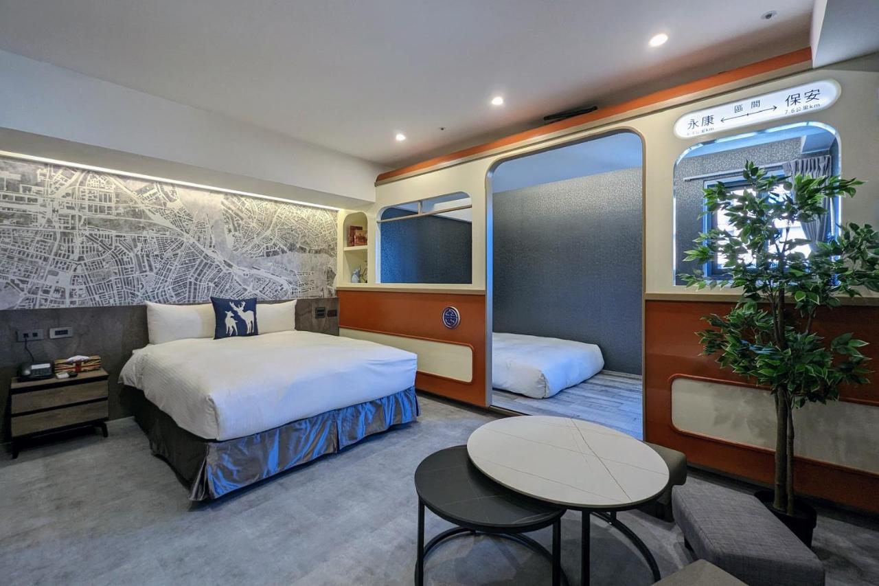 K Hotel - Yizhong Taichung Exterior photo