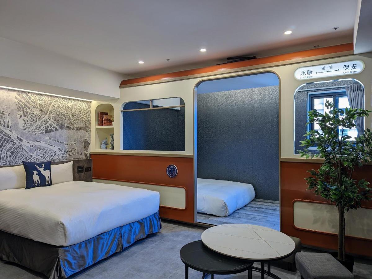 K Hotel - Yizhong Taichung Exterior photo