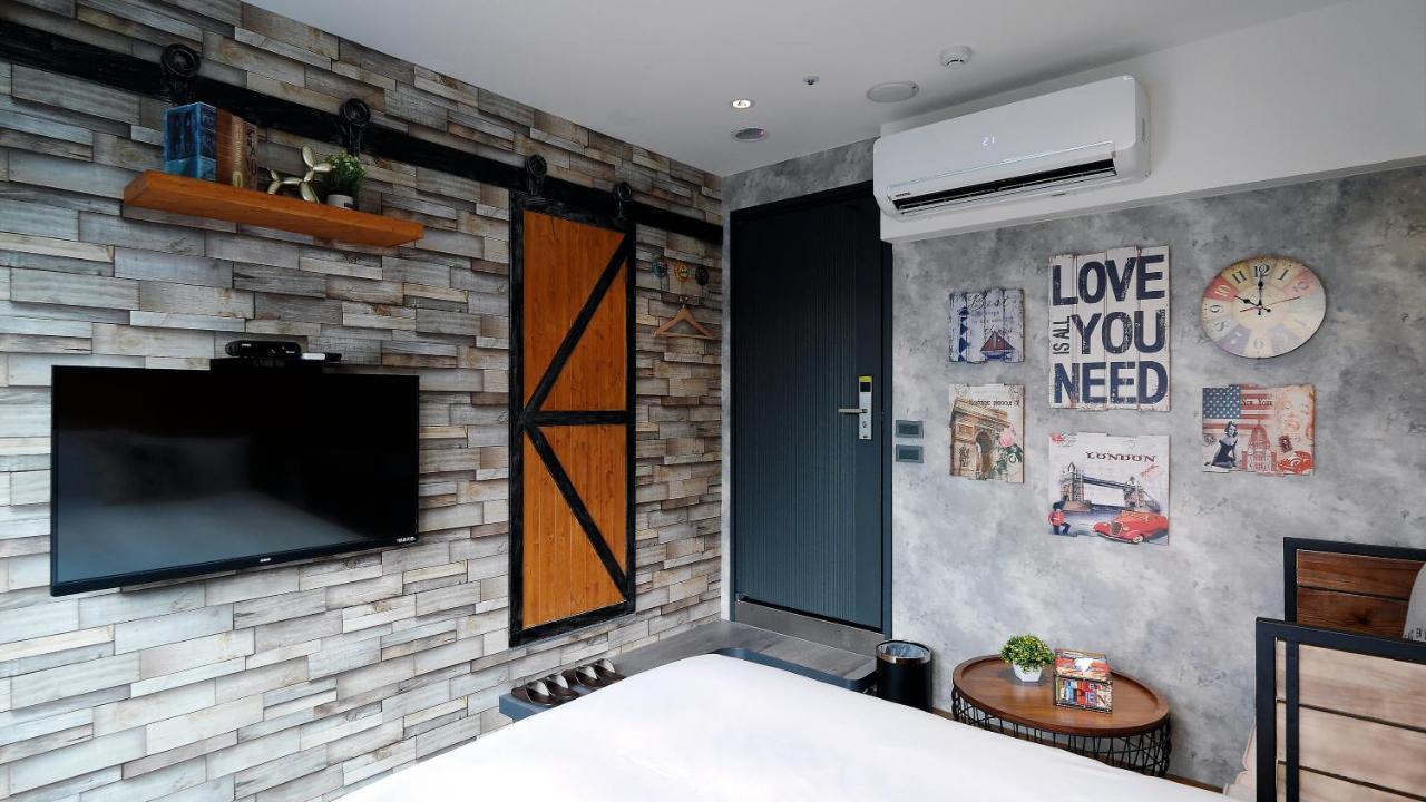 K Hotel - Yizhong Taichung Exterior photo
